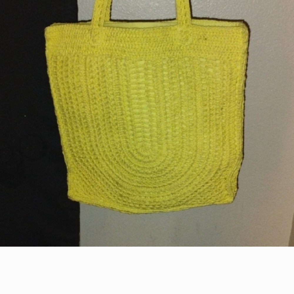 Universal Thread Yellow Shoulder Bag with Textured Design
